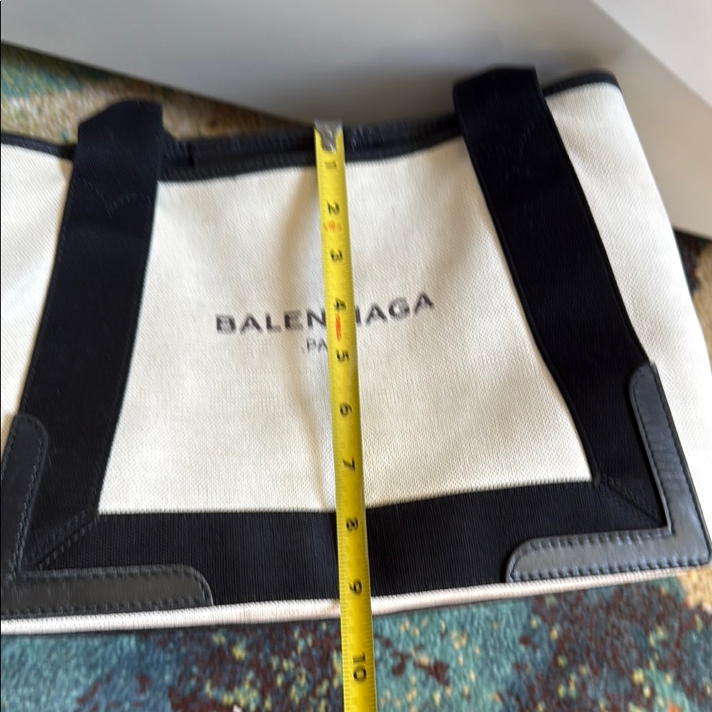 Balenciaga Beige and Black Canvas Tote - Picture 17 of 17